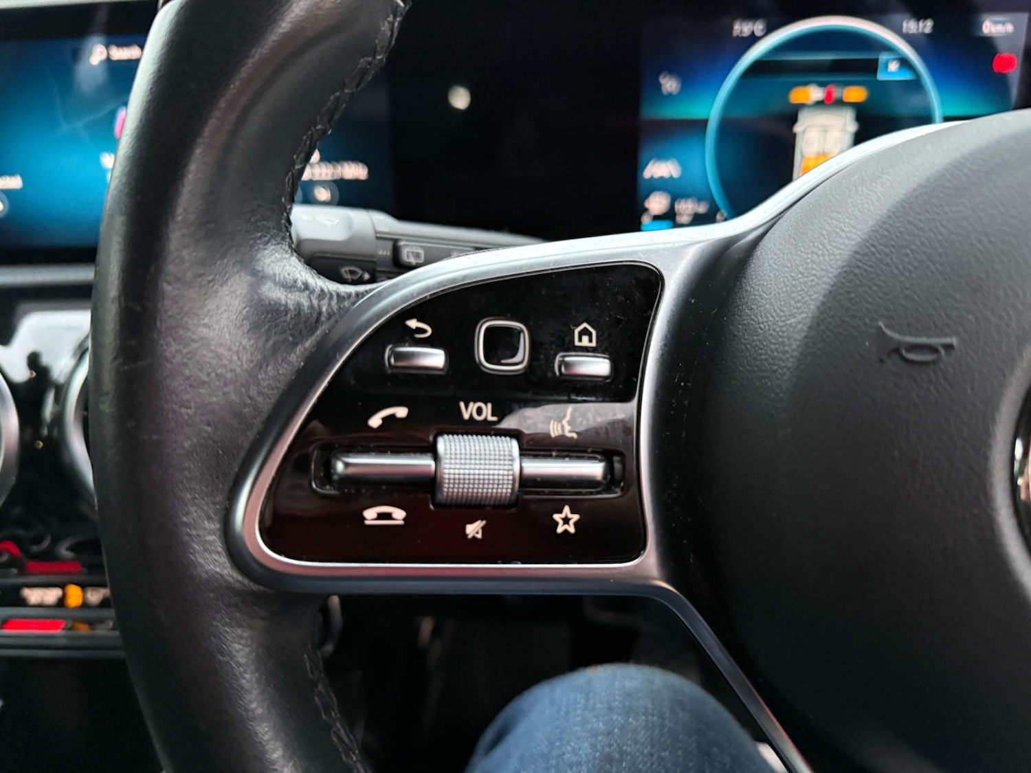 Used Mercedes-Benz A-Class 2018 for sale - 77262765: Photo 70