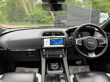 Used Jaguar F-Pace 2019 for sale - 78510757: Photo