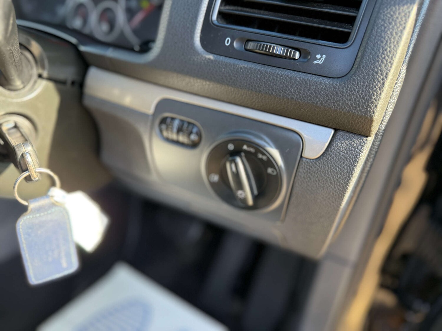 Used Volkswagen Golf 2008 for sale - 77720528: Photo 69