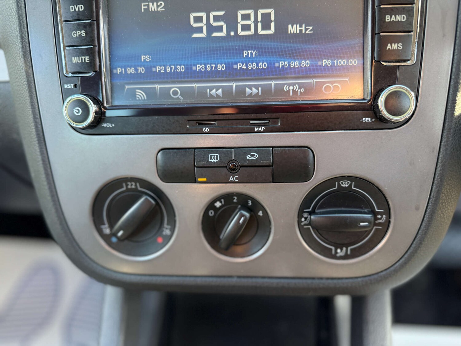 Used Volkswagen Golf 2008 for sale - 77720528: Photo 71