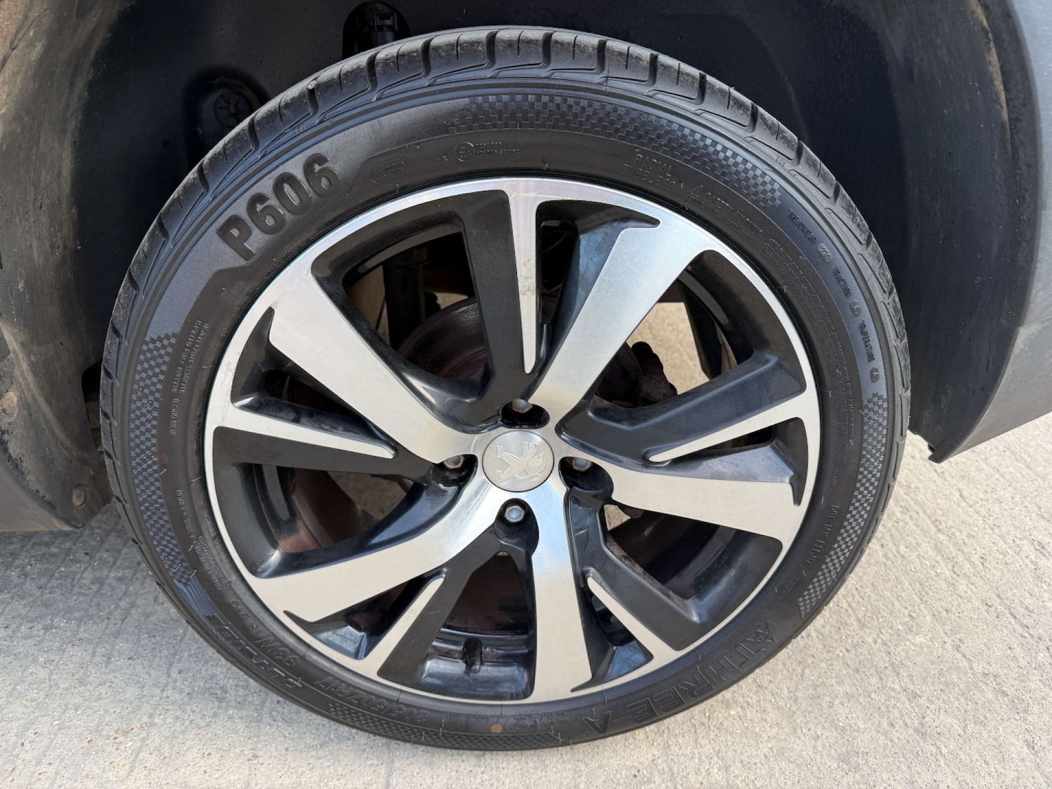 Used Peugeot 2008 2019 for sale - 77262709: Photo 43