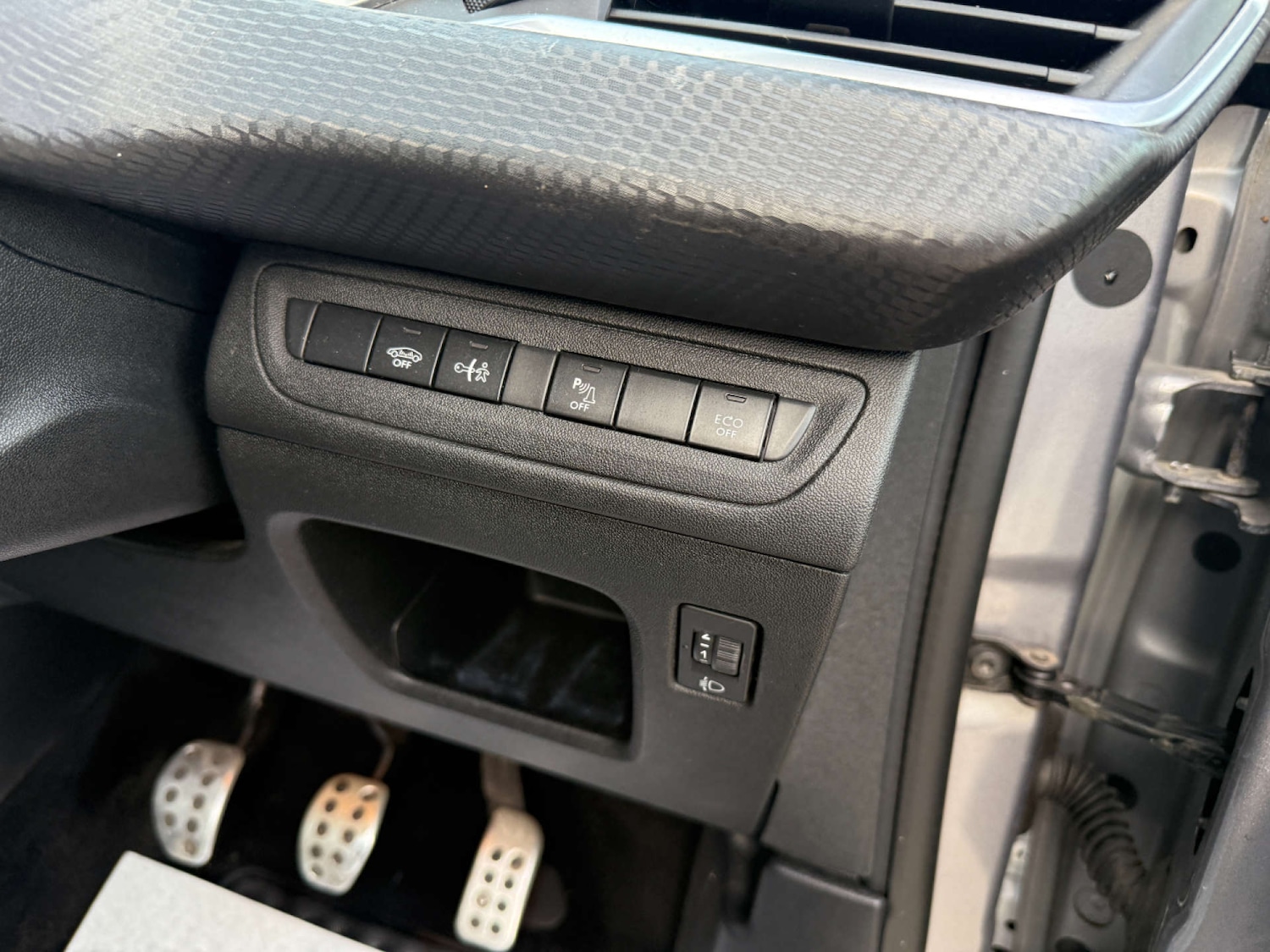 Used Peugeot 2008 2019 for sale - 77262709: Photo 51