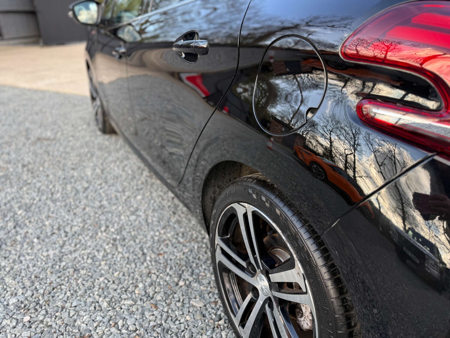 Used Peugeot 208 2018 for sale - 78111375: Photo 41