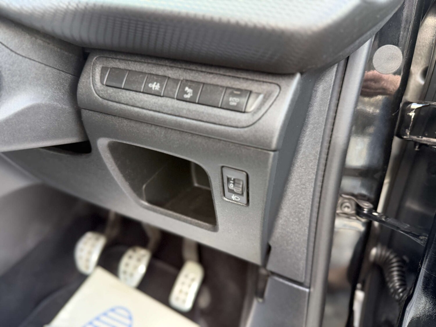 Used Peugeot 208 2018 for sale - 78111375: Photo 63