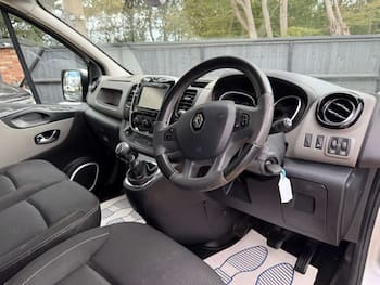 Used Renault Trafic 2017 for sale - 79697460: Photo