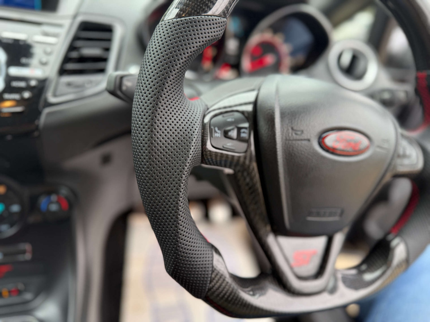 Used Ford Fiesta 2015 for sale - 77545046: Photo 11