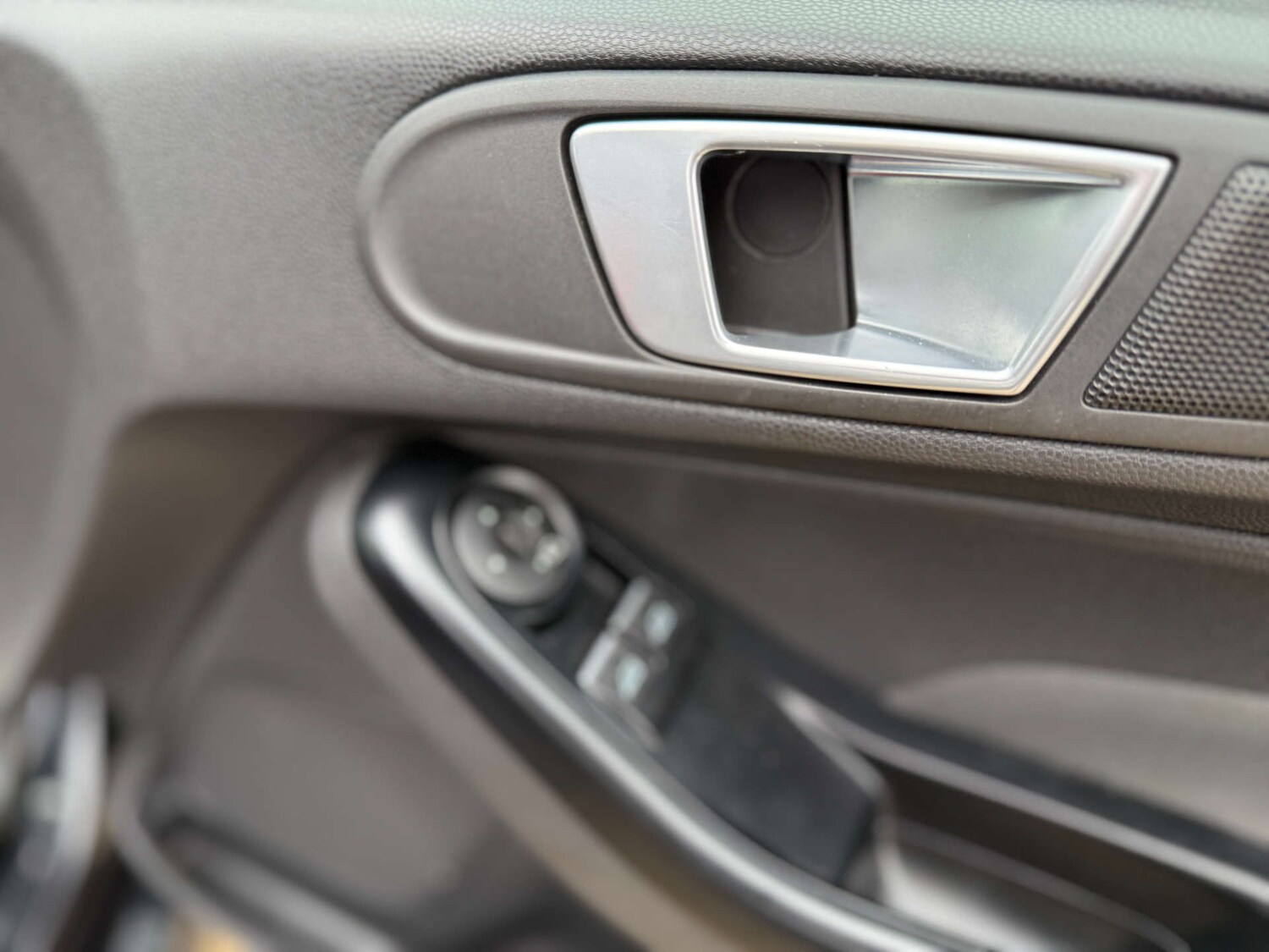 Used Ford Fiesta 2015 for sale - 77545046: Photo 74