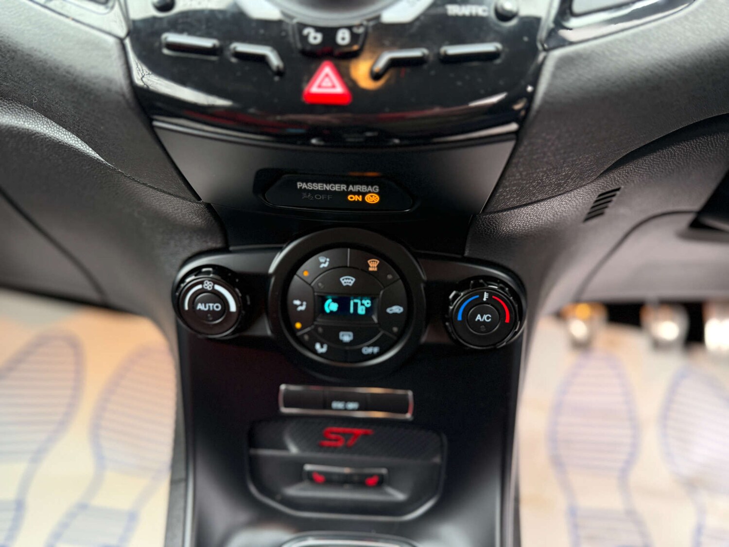 Used Ford Fiesta 2015 for sale - 77545046: Photo 84