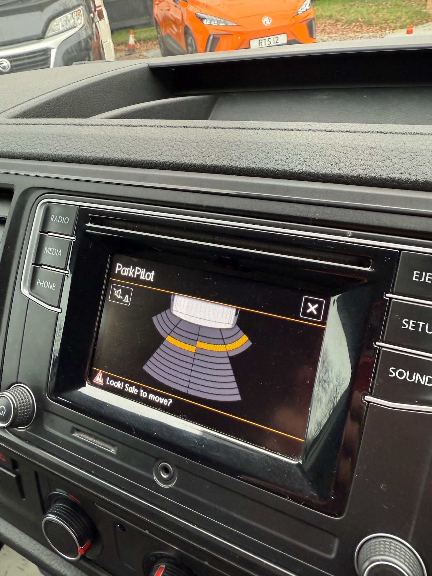 Used Volkswagen Transporter 2016 for sale - 77262759: Photo 77