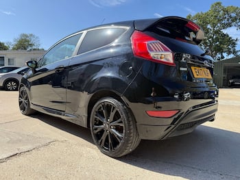 Used Ford Fiesta 2017 for sale - 79754814: Photo