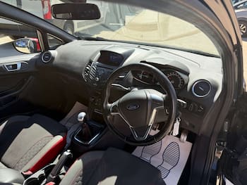 Used Ford Fiesta 2017 for sale - 79754814: Photo