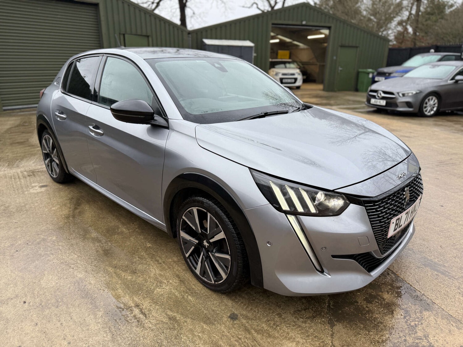 Used Peugeot 208 2022 for sale - 77469889: Photo 11