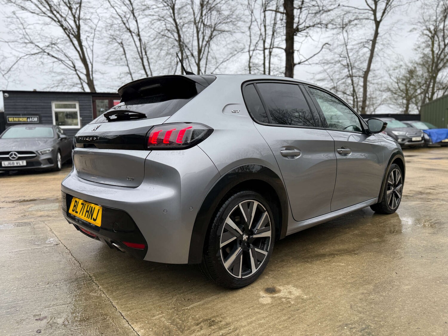 Used Peugeot 208 2022 for sale - 77469889: Photo 8