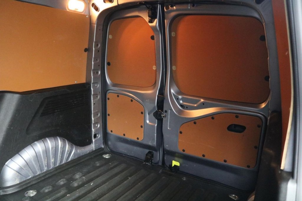 Used Toyota ProAce 2023 for sale - 77719559: Photo 18