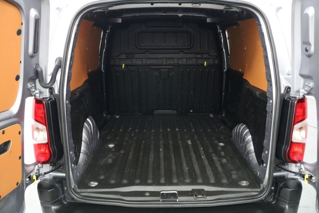 Used Toyota ProAce 2023 for sale - 77719559: Photo 19