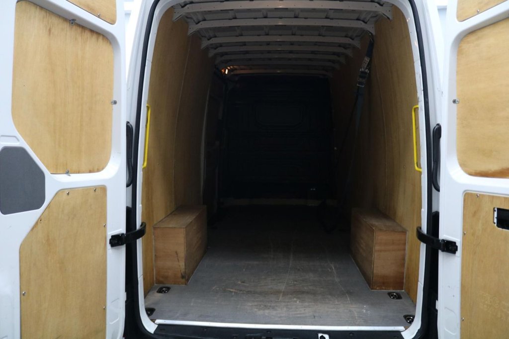 Used Volkswagen Crafter 2023 for sale - 77571826: Photo 4