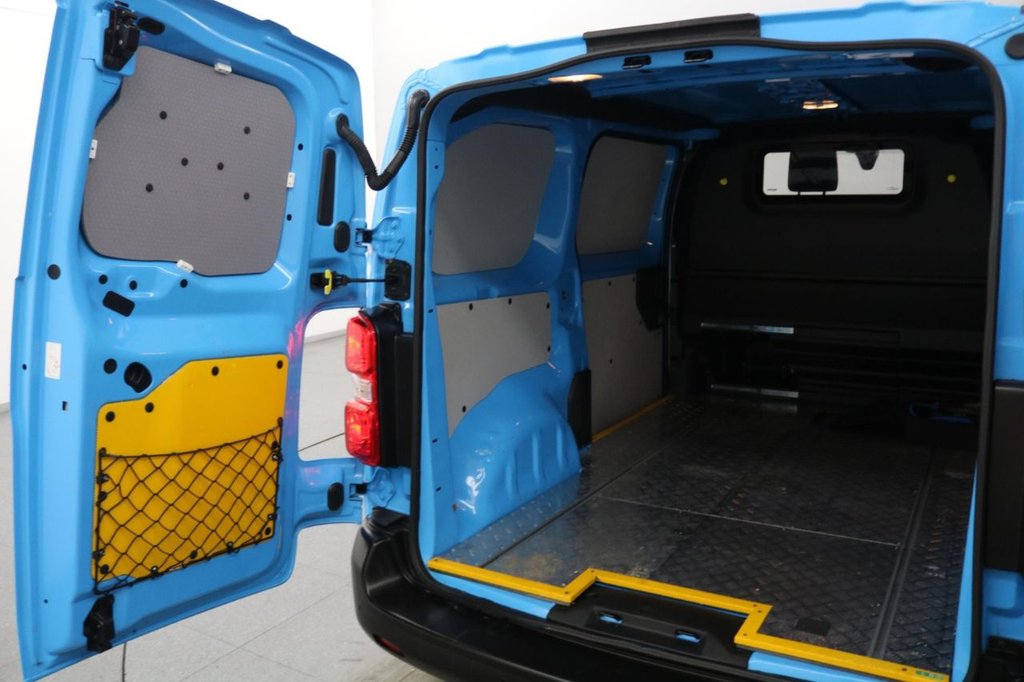 Used Vauxhall Vivaro 2022 for sale - 77692609: Photo 21