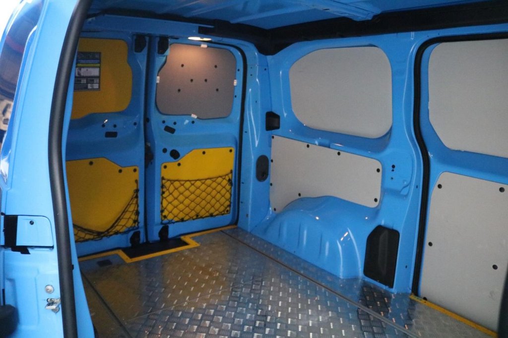 Used Vauxhall Vivaro 2022 for sale - 77692609: Photo 23