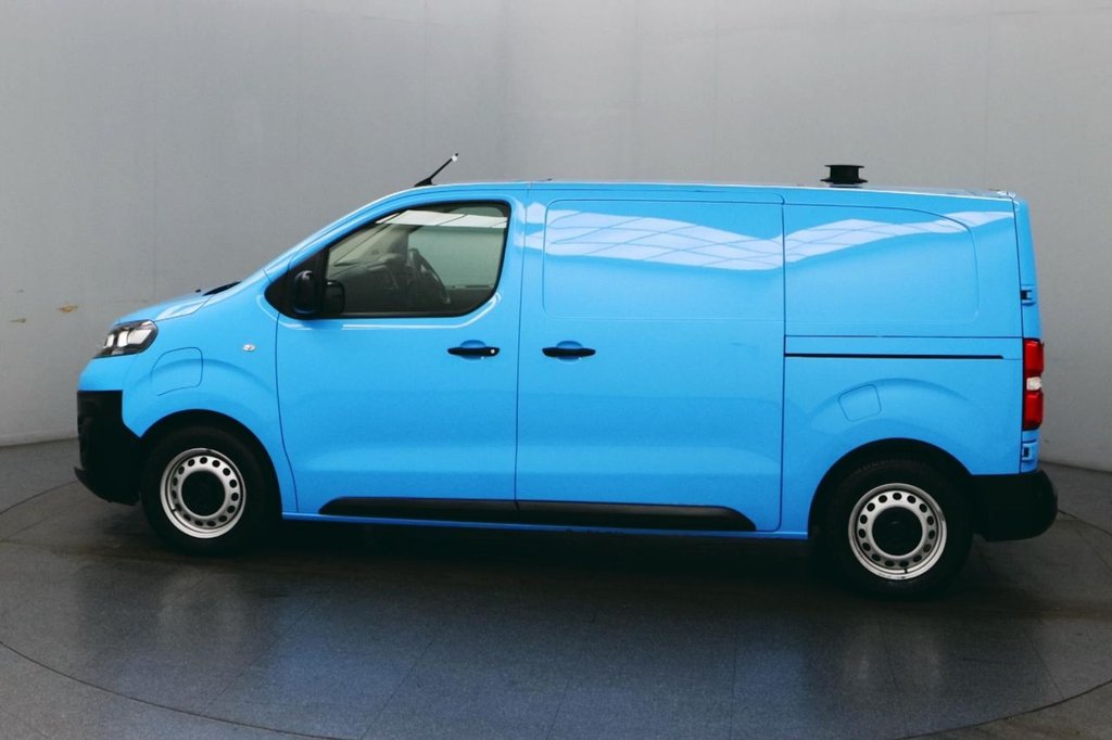 Used Vauxhall Vivaro 2022 for sale - 77692609: Photo 7