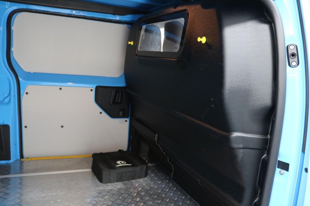 Used Vauxhall Vivaro 2022 for sale - 77855437: Photo 19