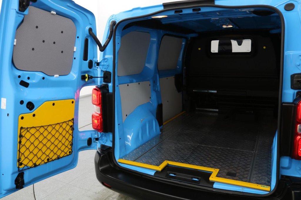 Used Vauxhall Vivaro 2022 for sale - 77855437: Photo 22