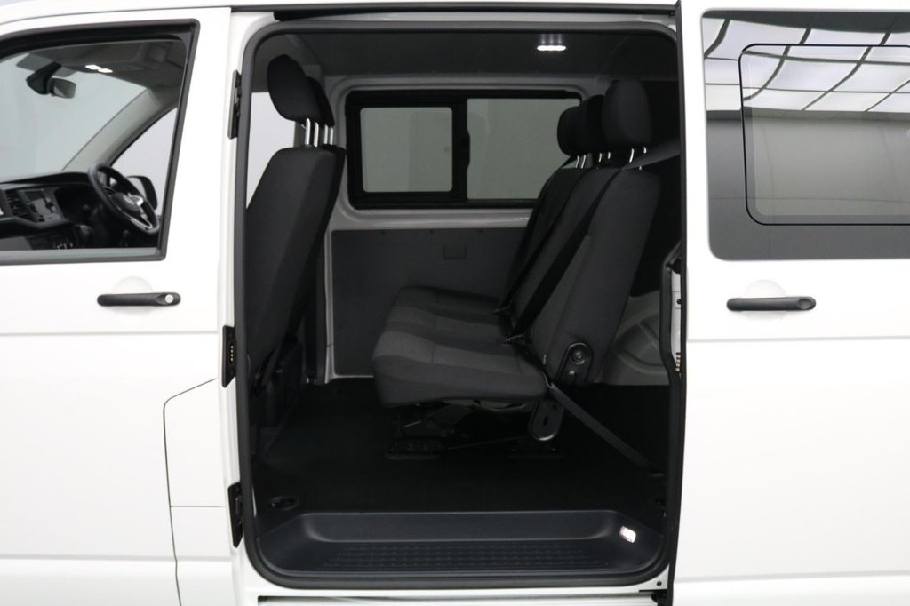 Used Volkswagen Transporter 2024 for sale - 77121432: Photo 12