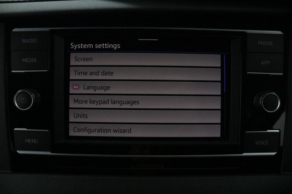 Used Volkswagen Transporter 2024 for sale - 77121432: Photo 46