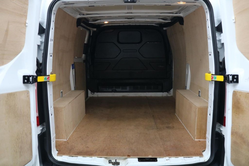 Used Ford Transit Custom 2021 for sale - 77673696: Photo 3