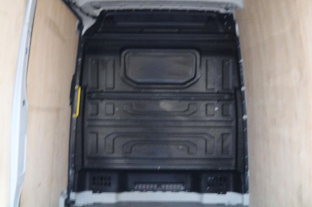 Used Volkswagen Crafter 2025 for sale - 77780511: Photo 17