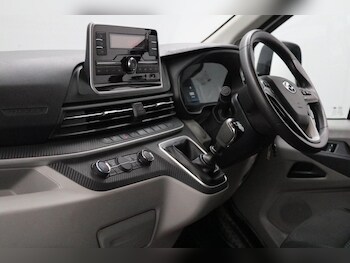 Used Maxus Deliver 9 2022 for sale - 77020474: Photo