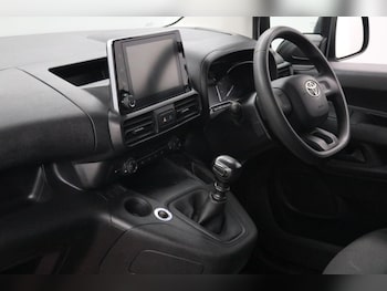 Used Toyota ProAce 2022 for sale - 77680537: Photo