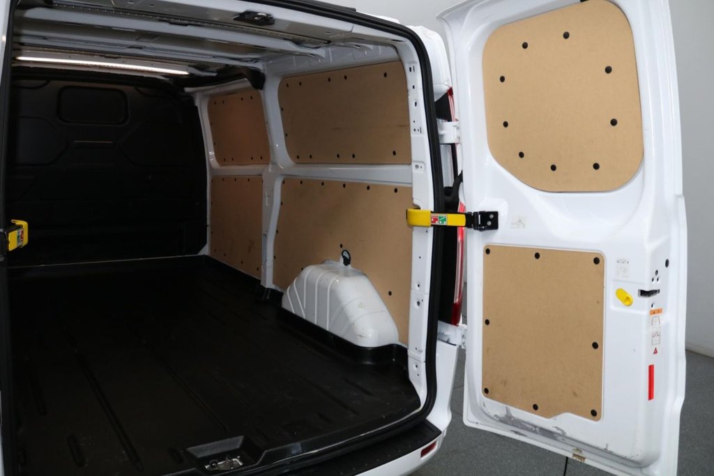 Used Ford Transit Custom 2023 for sale - 76923209: Photo 18