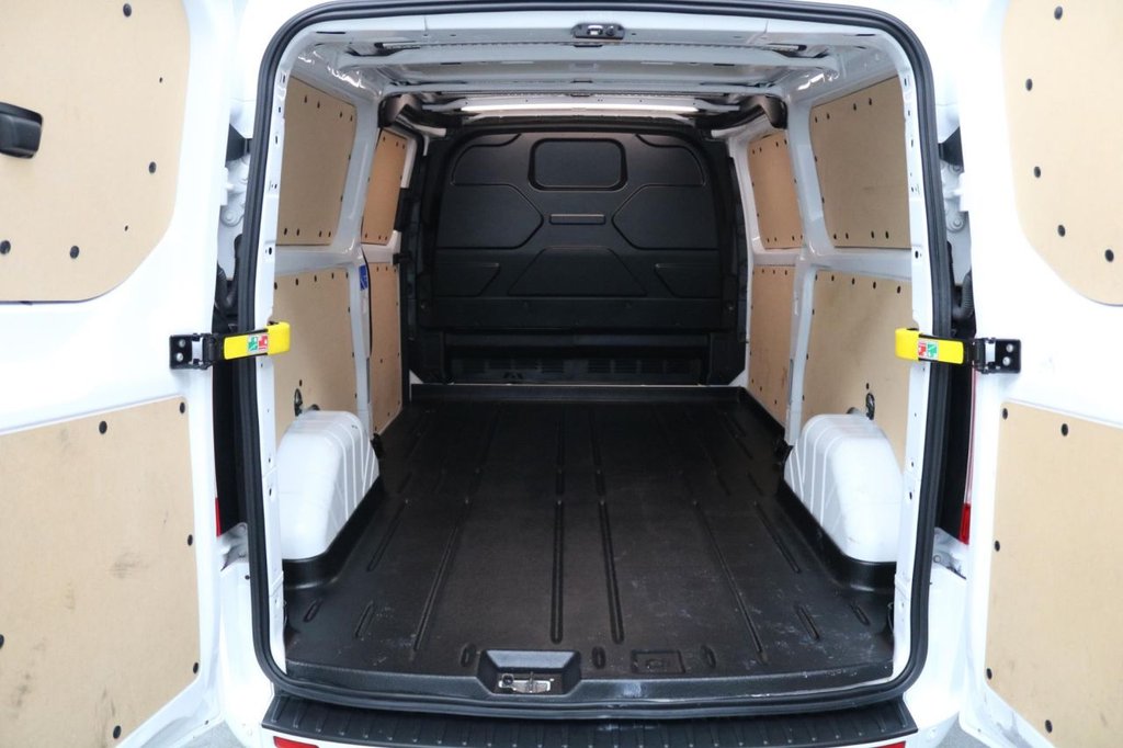 Used Ford Transit Custom 2023 for sale - 76923209: Photo 4
