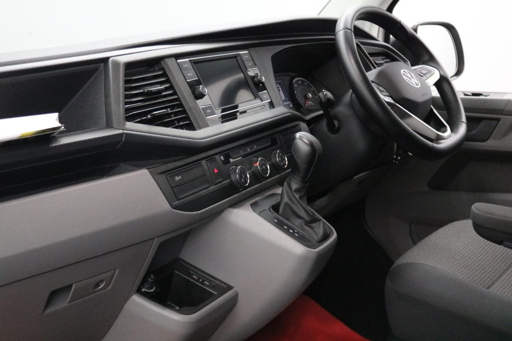 Used Volkswagen Transporter 2024 for sale - 76999187: Photo 2