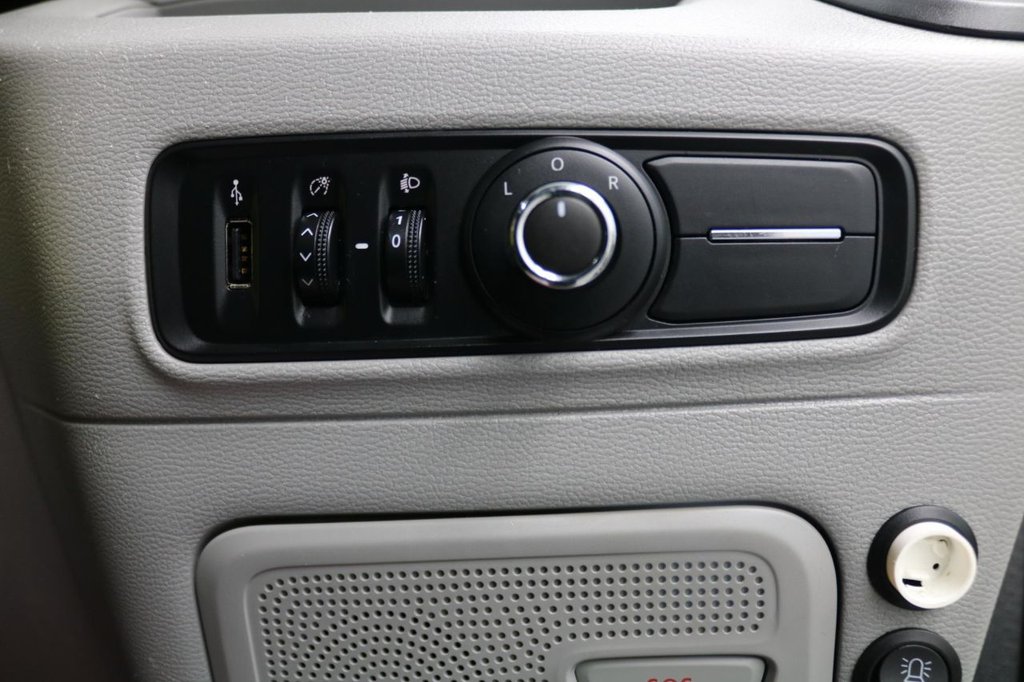 Used Maxus Deliver 9 2022 for sale - 76642352: Photo 50