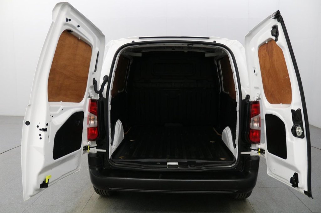 Used Toyota ProAce 2022 for sale - 77841286: Photo 15