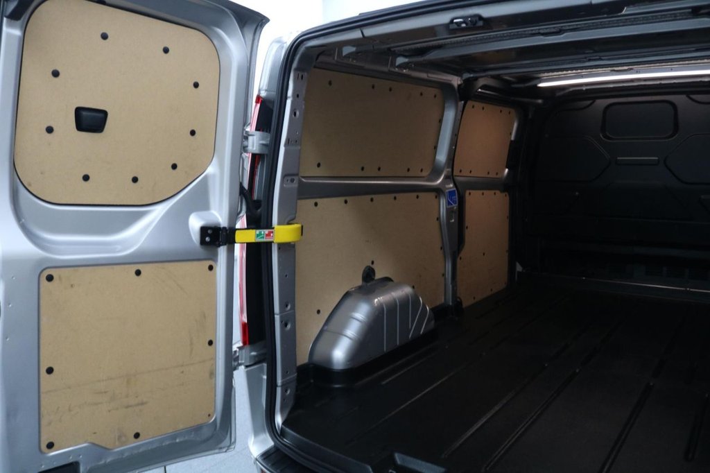 Used Ford Transit Custom 2023 for sale - 76999169: Photo 17