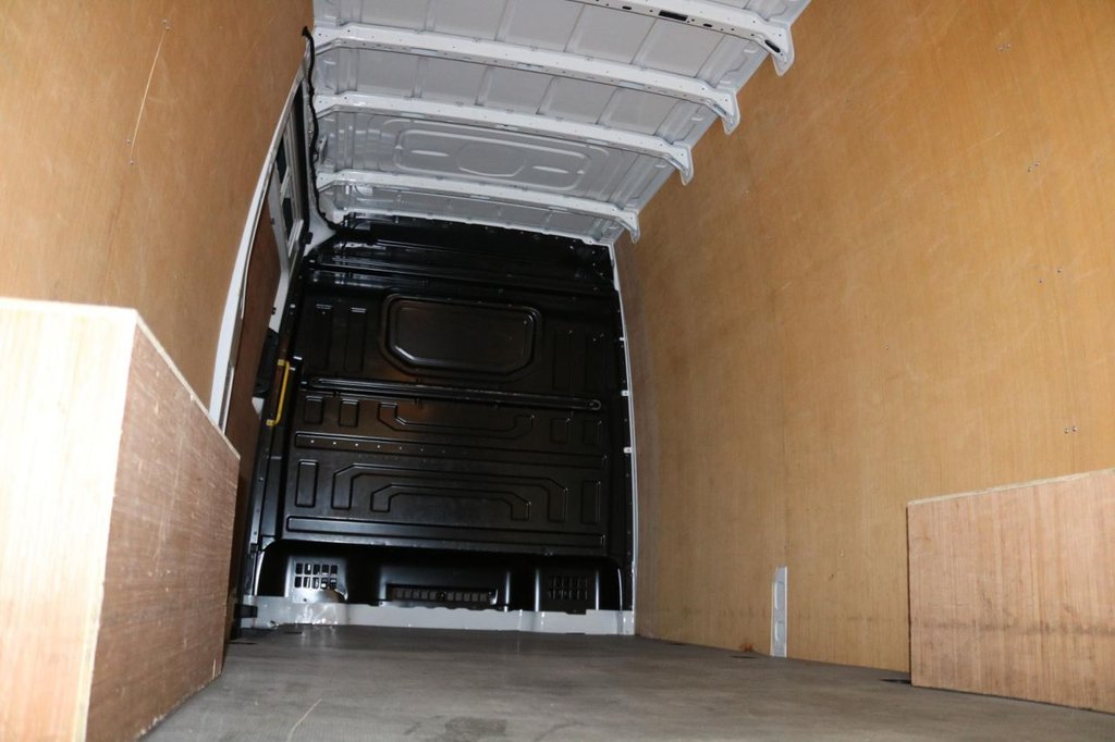 Used Volkswagen Crafter 2023 for sale - 76223157: Photo 15