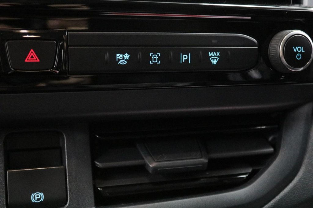 Used Ford Transit Custom 2024 for sale - 76416975: Photo 40