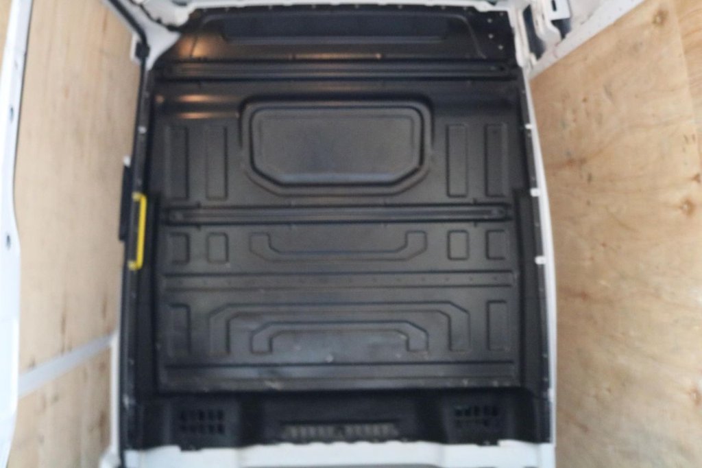 Used Volkswagen Crafter 2022 for sale - 77936378: Photo 16