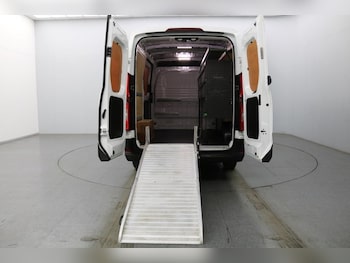 Used Maxus Deliver 9 2022 for sale - 78110468: Photo