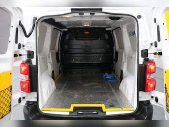 Used Peugeot Expert 2022 for sale - 77697907: Photo