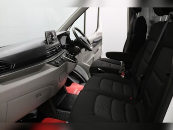 Used Maxus Deliver 9 2022 for sale - 75901943: Photo