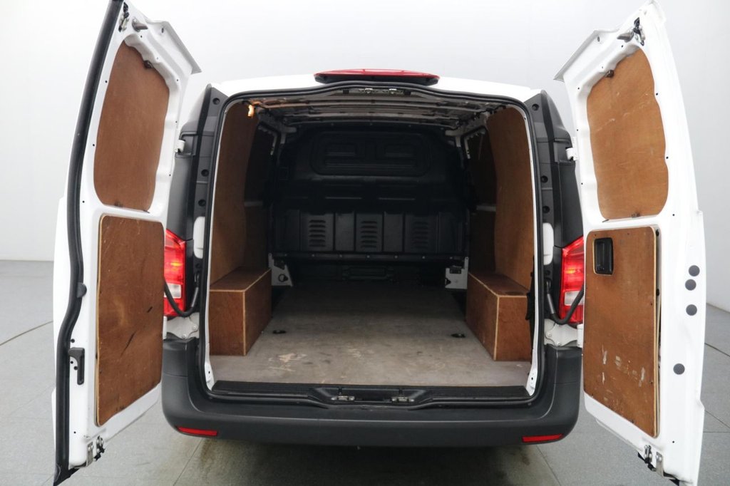 Used Mercedes-Benz Vito 2021 for sale - 77525823: Photo 15