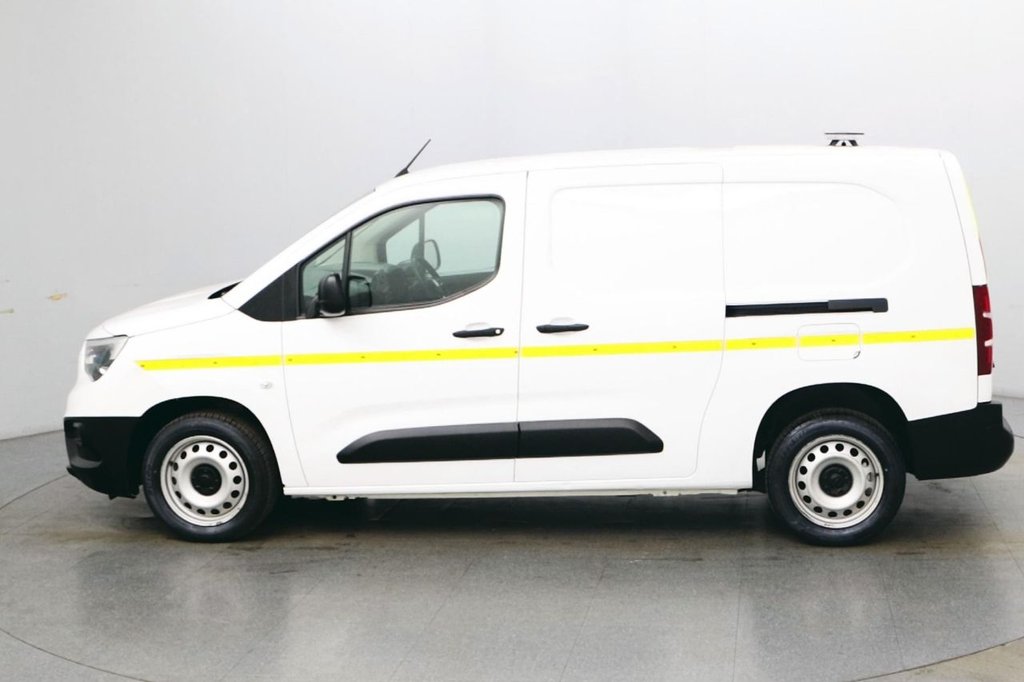 Used Vauxhall Combo 2021 for sale - 76527207: Photo 4