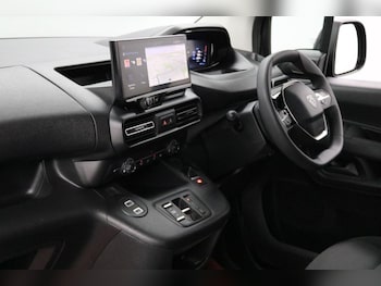 Used Peugeot Partner 2024 for sale - 76923221: Photo