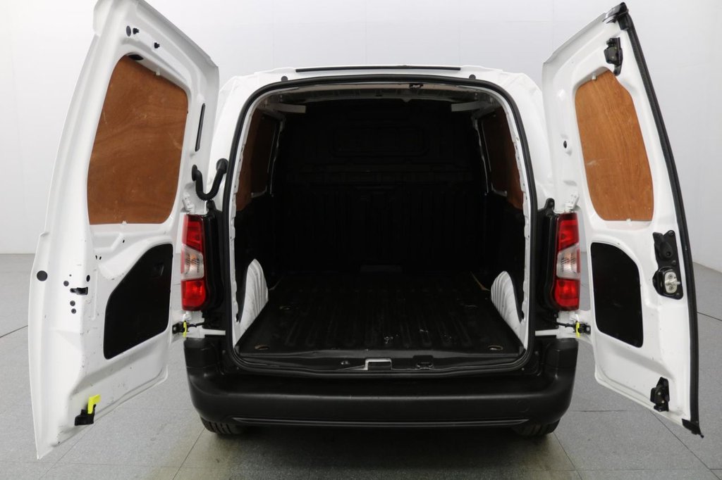 Used Toyota ProAce 2022 for sale - 77966923: Photo 15