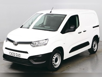 Toyota ProAce feature image