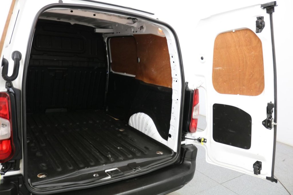 Used Toyota ProAce 2022 for sale - 77966923: Photo 22