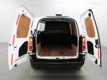 Used Peugeot Partner 2020 for sale - 75901920: Photo